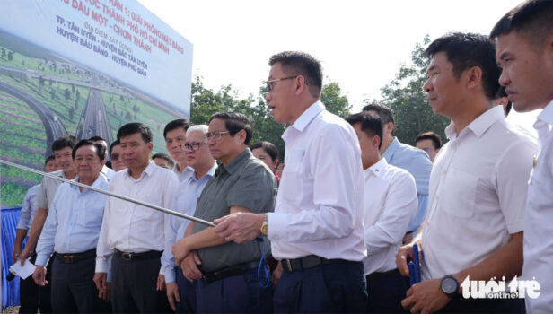 Thủ tướng khảo sát khởi động cao tốc nối TP.HCM và Bình Dương, Bình Phước