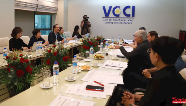 Họp hội đồng bình chọn “Dự án Đáng sống 2024”: tuyển chọn những dự án sáng giá