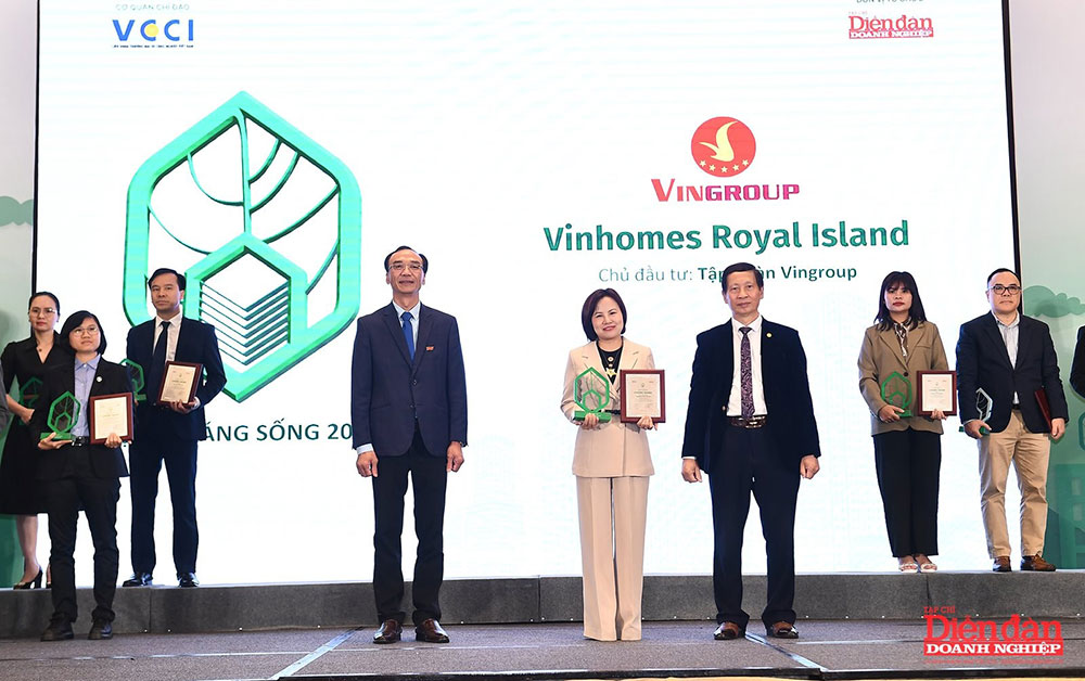 Khu đô thị Vinhomes Royal Island